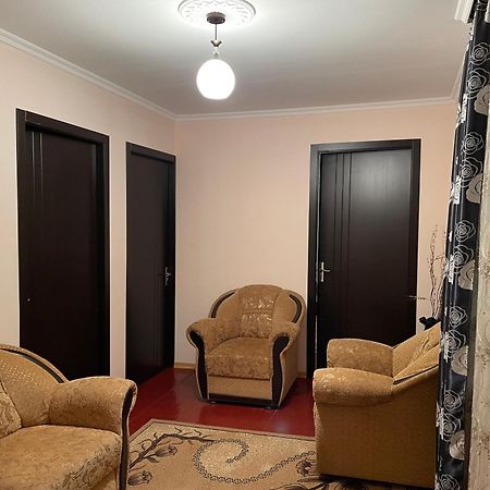 Guesthouse "Megi" Mestia Luaran gambar