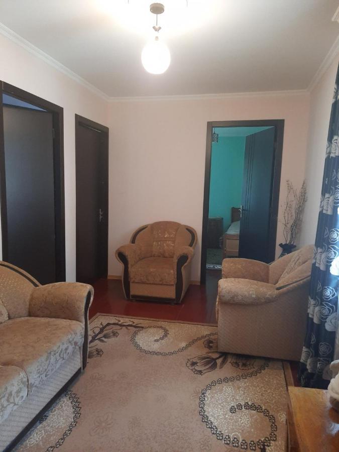 Guesthouse "Megi" Mestia Luaran gambar