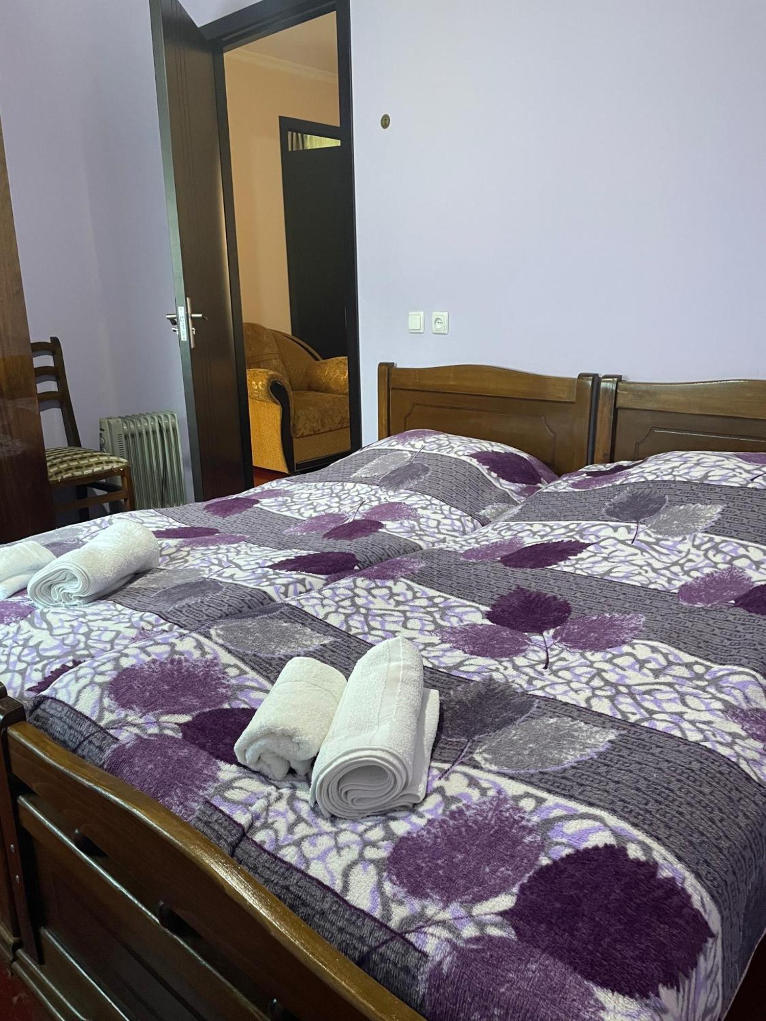 Guesthouse "Megi" Mestia Luaran gambar