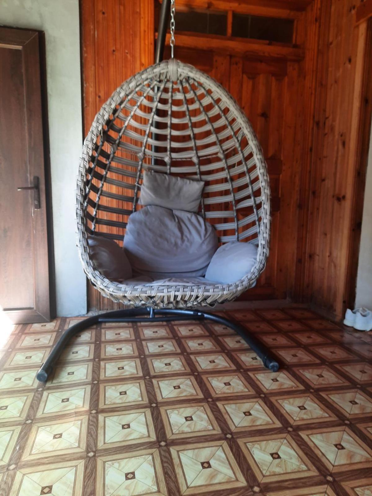 Guesthouse "Megi" Mestia Bilik gambar