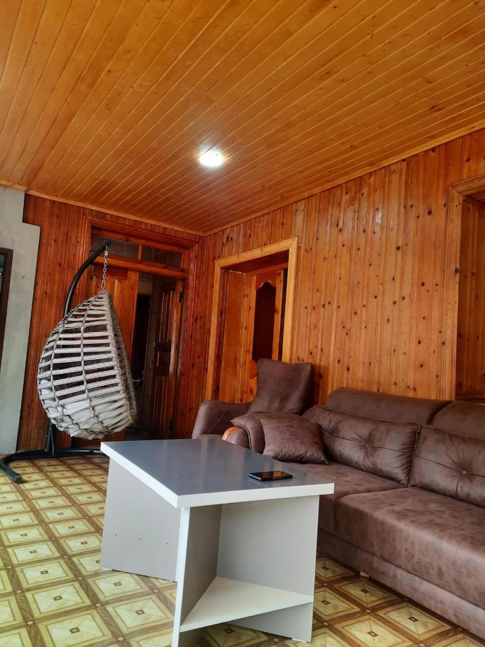 Guesthouse "Megi" Mestia Luaran gambar