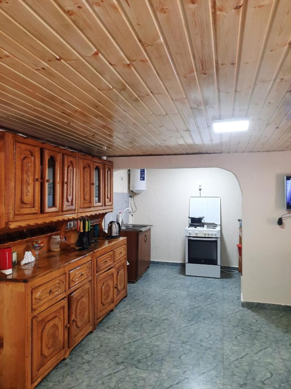 Guesthouse "Megi" Mestia Luaran gambar
